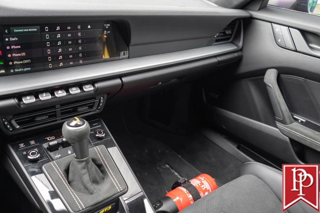 2022 Porsche 992 GT3 - Image 12 of 21