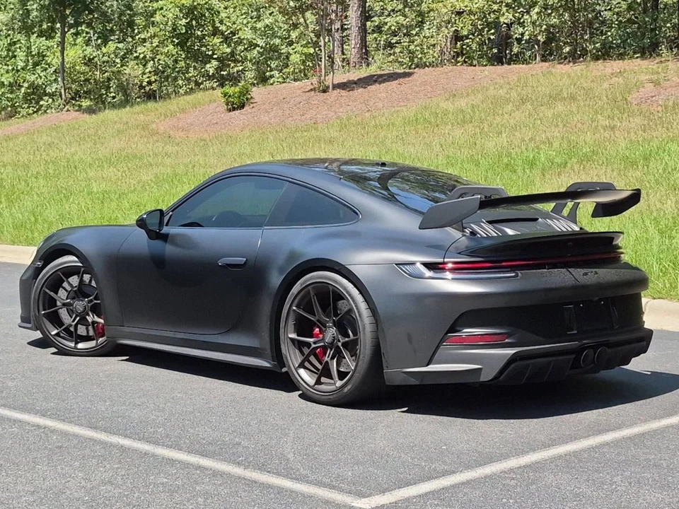 2022 Porsche 992 GT3 - Image 3 of 5