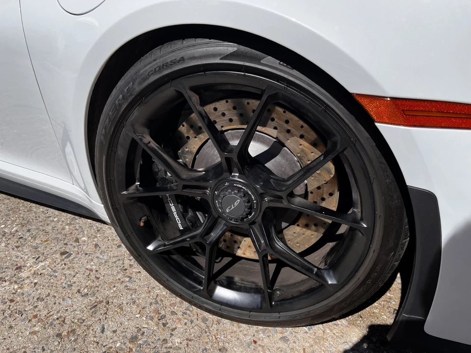 2022 Porsche 992 GT3 - Image 7 of 12