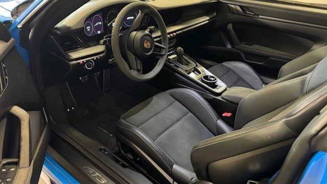 2022 Porsche 992 GT3 - Image 7 of 10