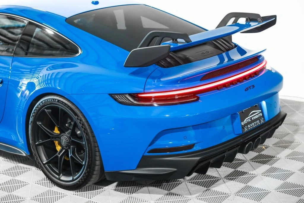 2022 Porsche 992 GT3 - Image 16 of 21