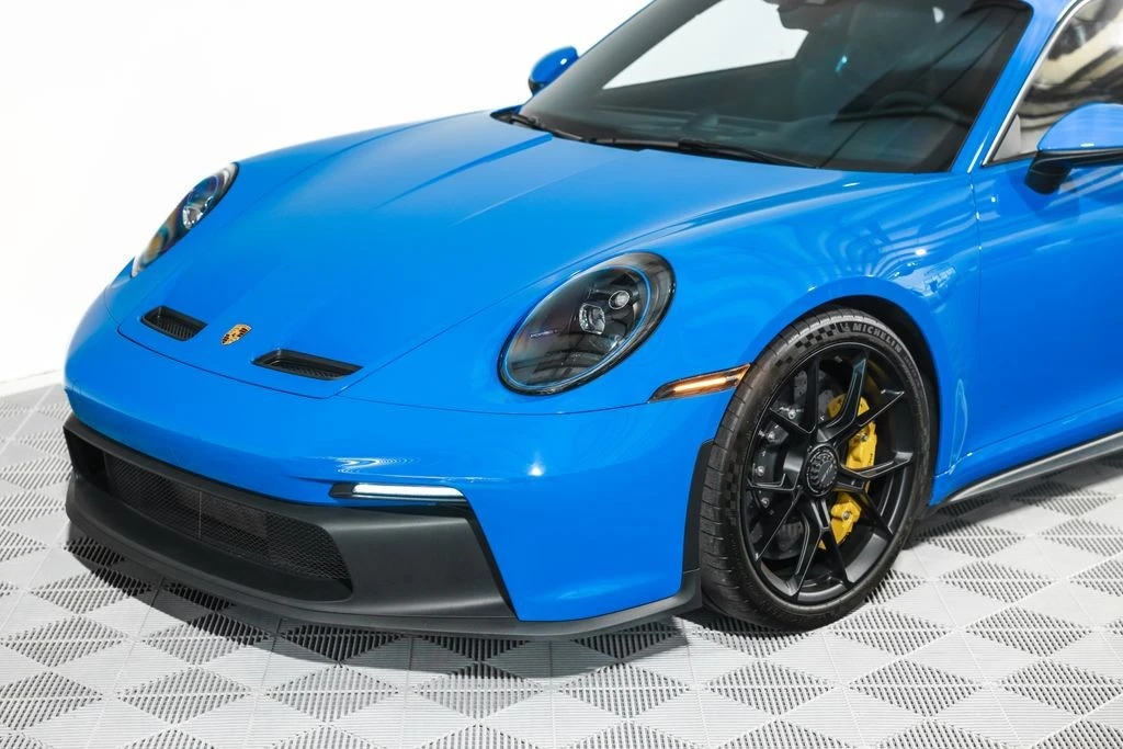 2022 Porsche 992 GT3 - Image 19 of 21