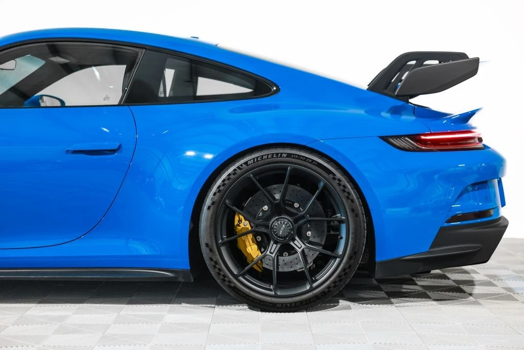 2022 Porsche 992 GT3 - Image 14 of 21