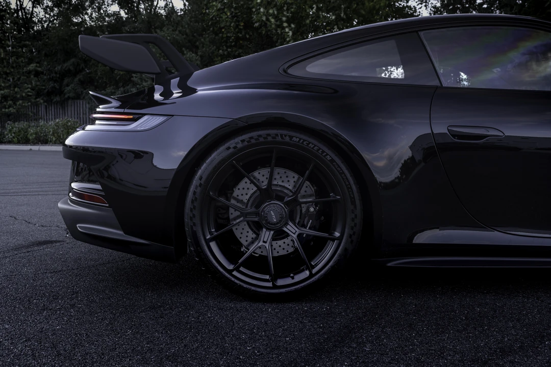 2022 Porsche 992 GT3 - Image 25 of 31