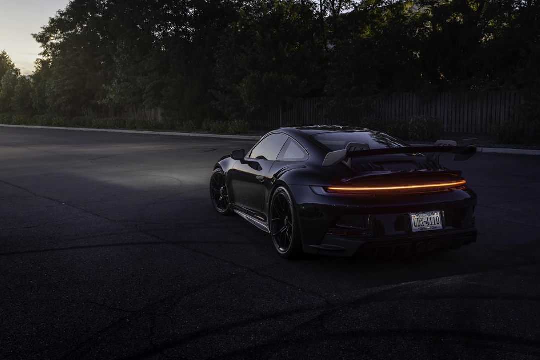 2022 Porsche 992 GT3 - Image 16 of 31