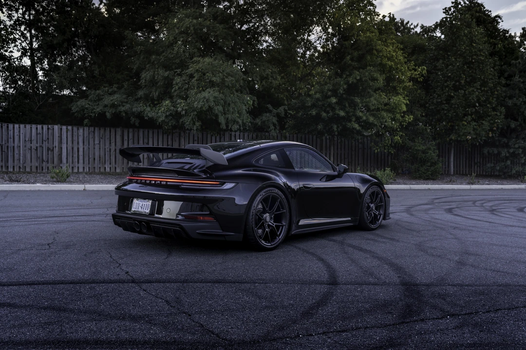 2022 Porsche 992 GT3 - Image 11 of 31