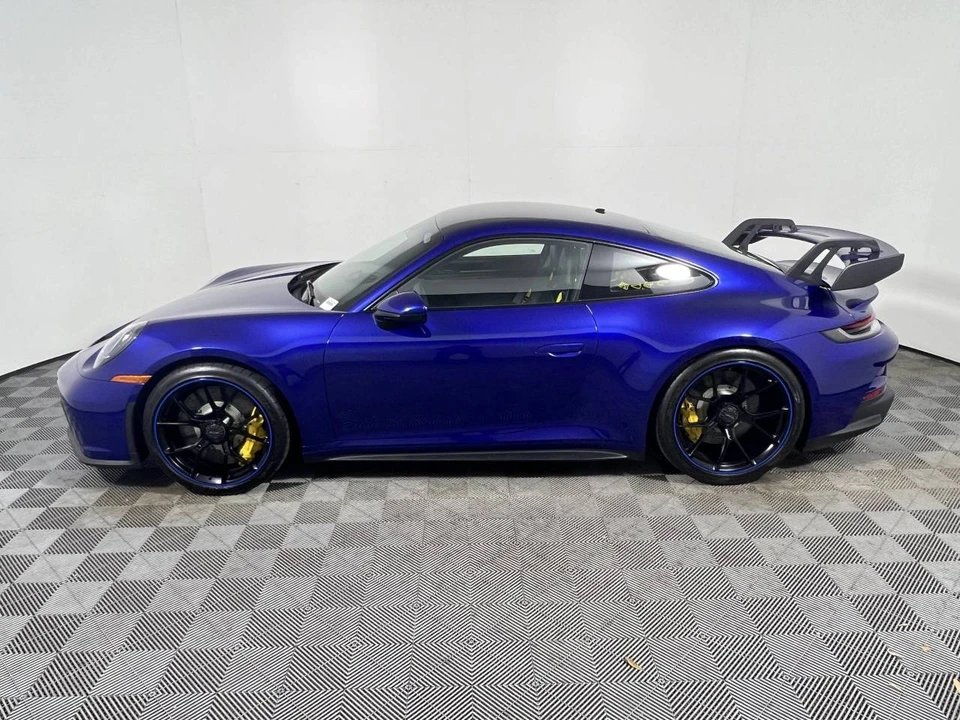 2022 Porsche 992 GT3 - Image 2 of 5