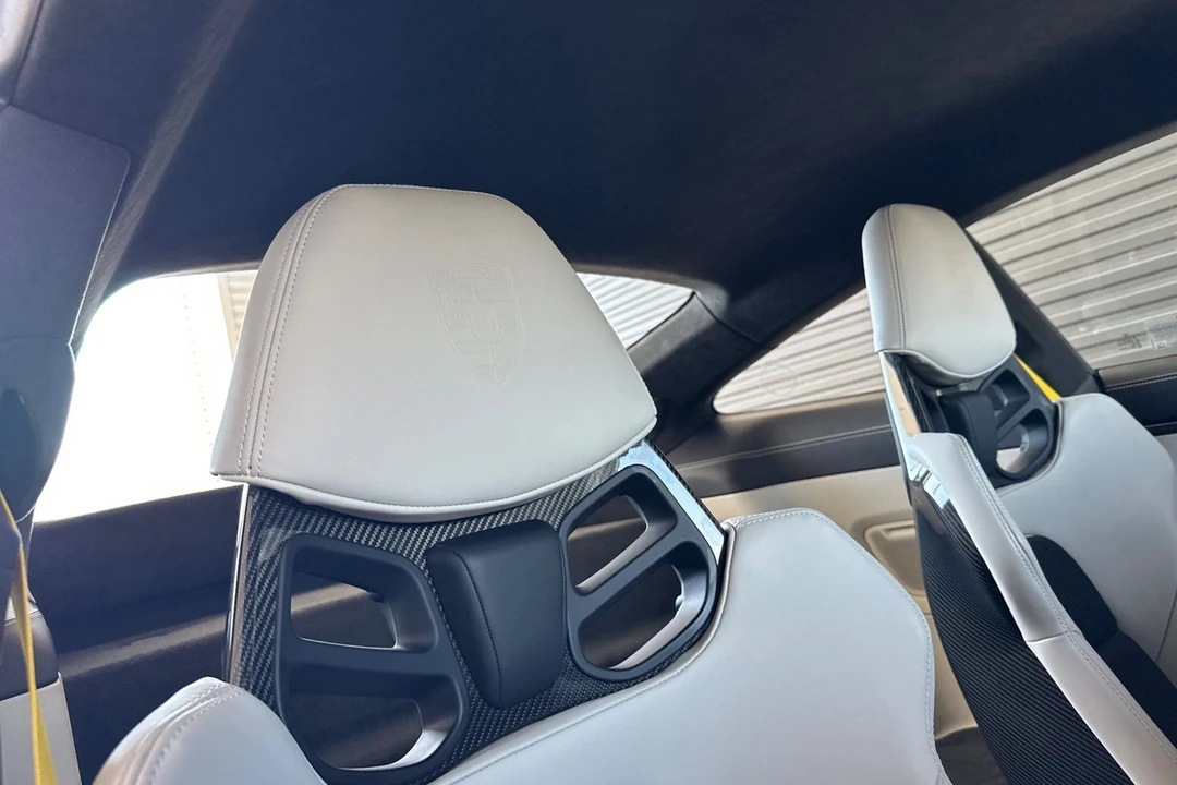 2022 Porsche 992 GT3 - Image 16 of 21