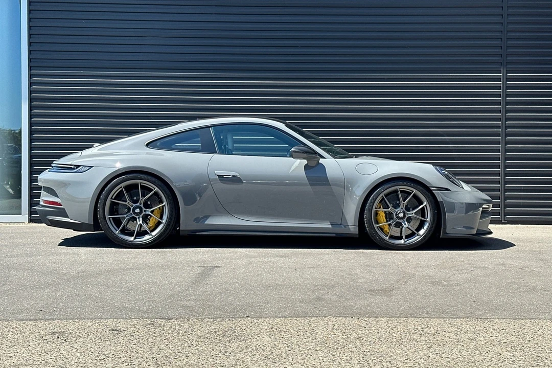 2022 Porsche 992 GT3 - Image 9 of 21