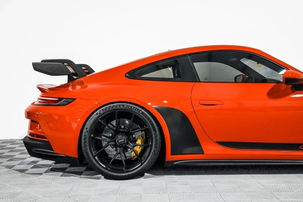 2022 Porsche 992 GT3 - Image 2 of 21