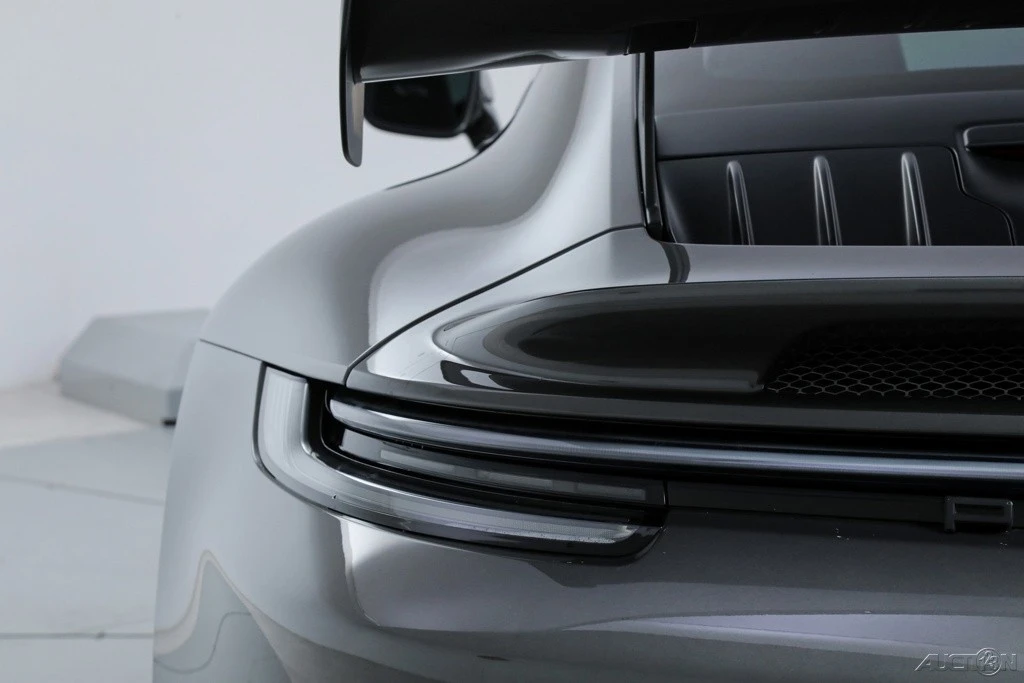 2022 Porsche 992 GT3 - Image 17 of 21