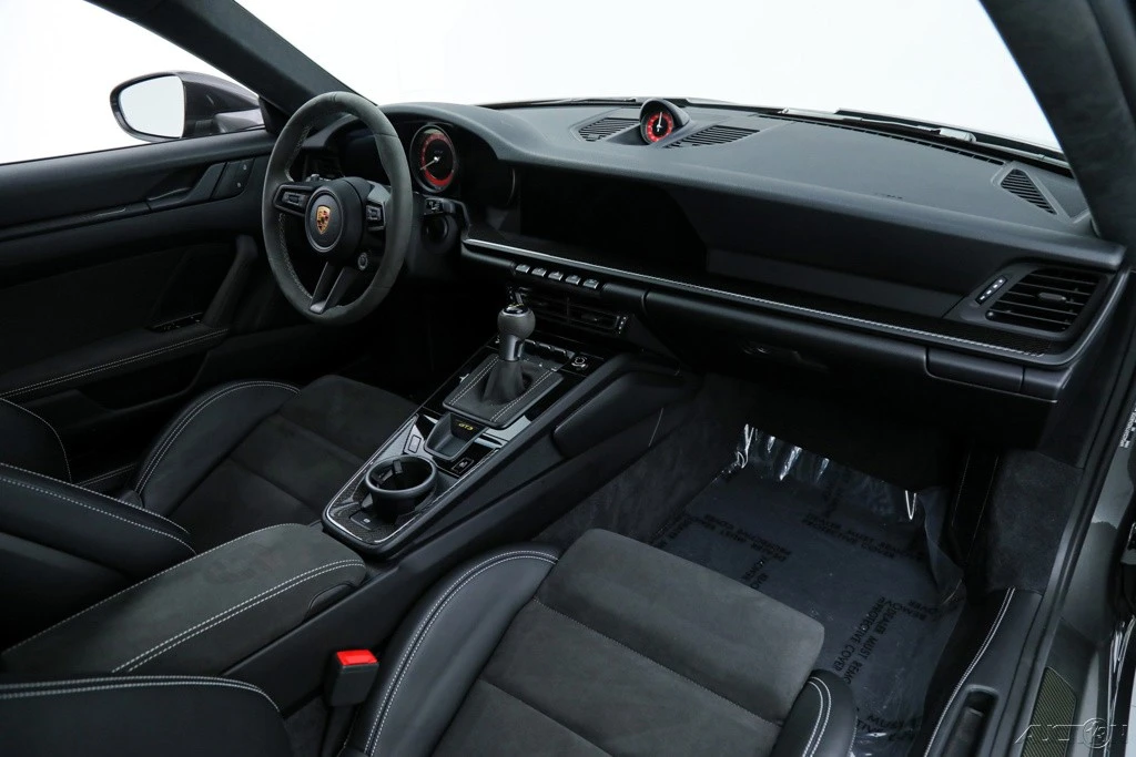 2022 Porsche 992 GT3 - Image 19 of 21