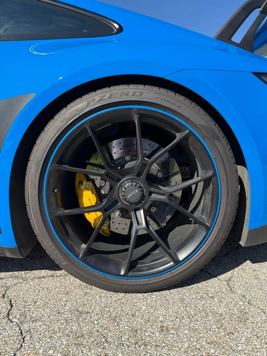 2022 Porsche 992 GT3 - Image 26 of 31