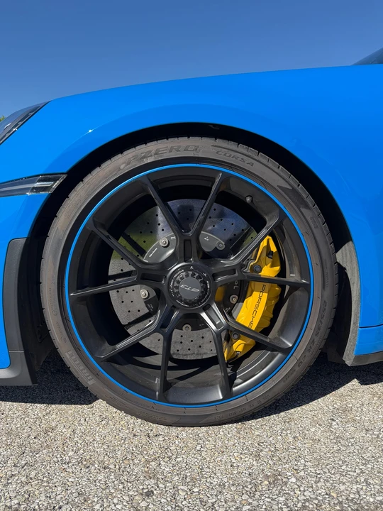 2022 Porsche 992 GT3 - Image 27 of 31