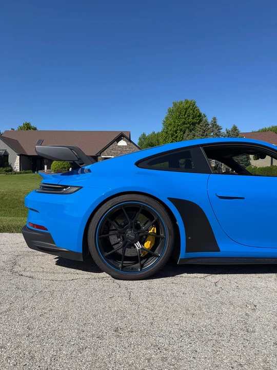 2022 Porsche 992 GT3 - Image 15 of 31