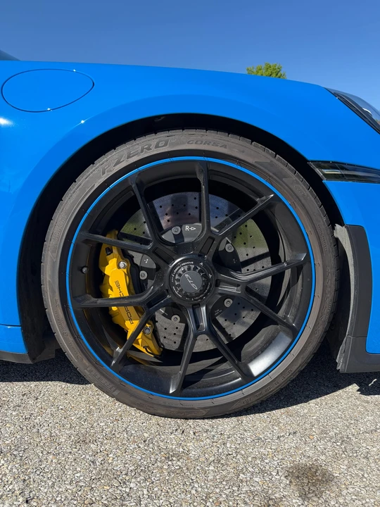 2022 Porsche 992 GT3 - Image 28 of 31