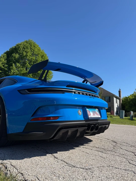 2022 Porsche 992 GT3 - Image 17 of 31