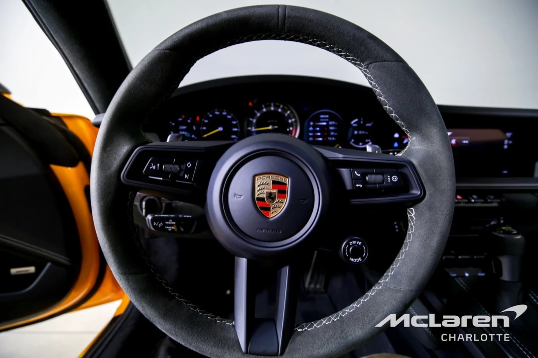 2022 Porsche 992 GT3 - Image 14 of 21