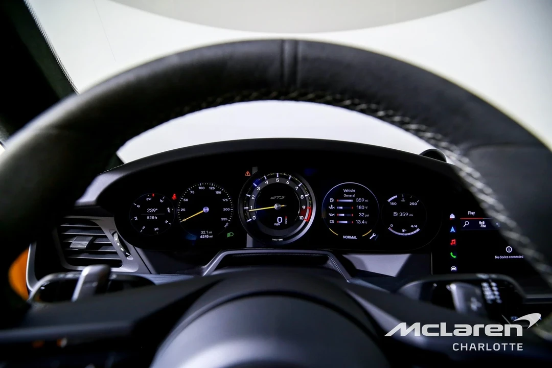 2022 Porsche 992 GT3 - Image 13 of 21