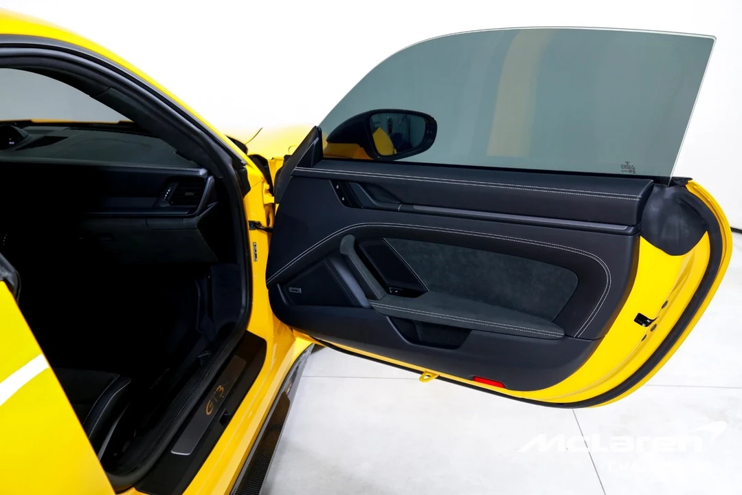 2022 Porsche 992 GT3 - Image 18 of 21