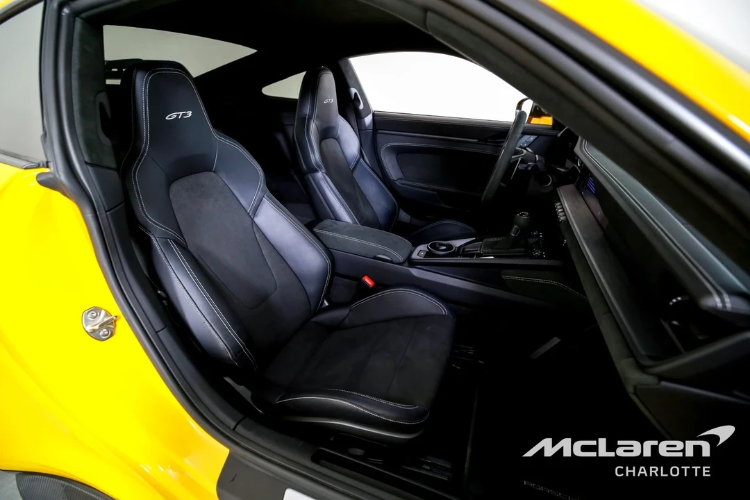 2022 Porsche 992 GT3 - Image 19 of 21