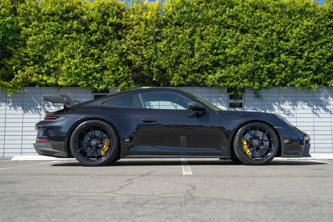 2022 Porsche 992 GT3 - Image 9 of 21