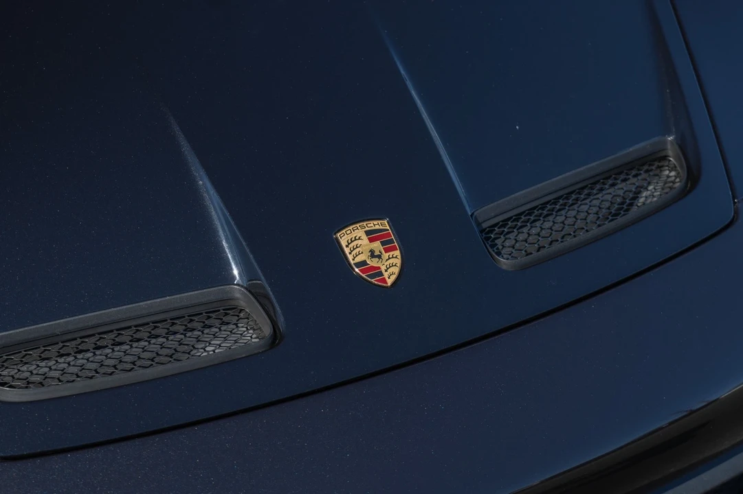 2022 Porsche 992 GT3 - Image 18 of 21
