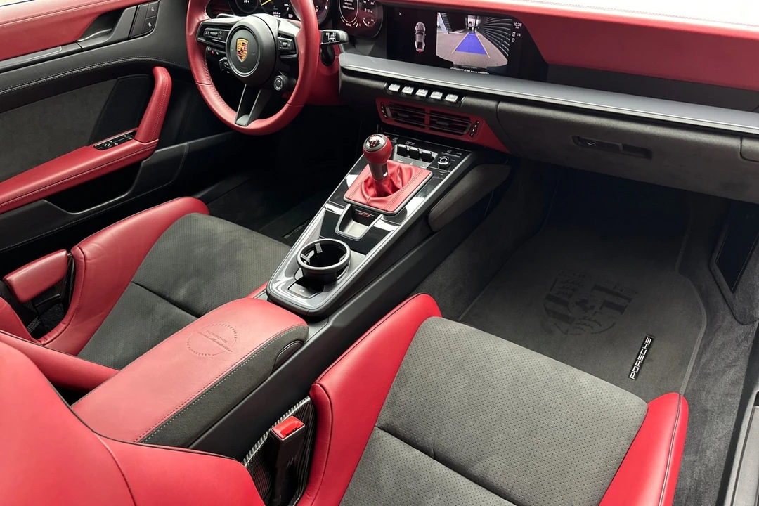 2022 Porsche 992 GT3 - Image 16 of 21