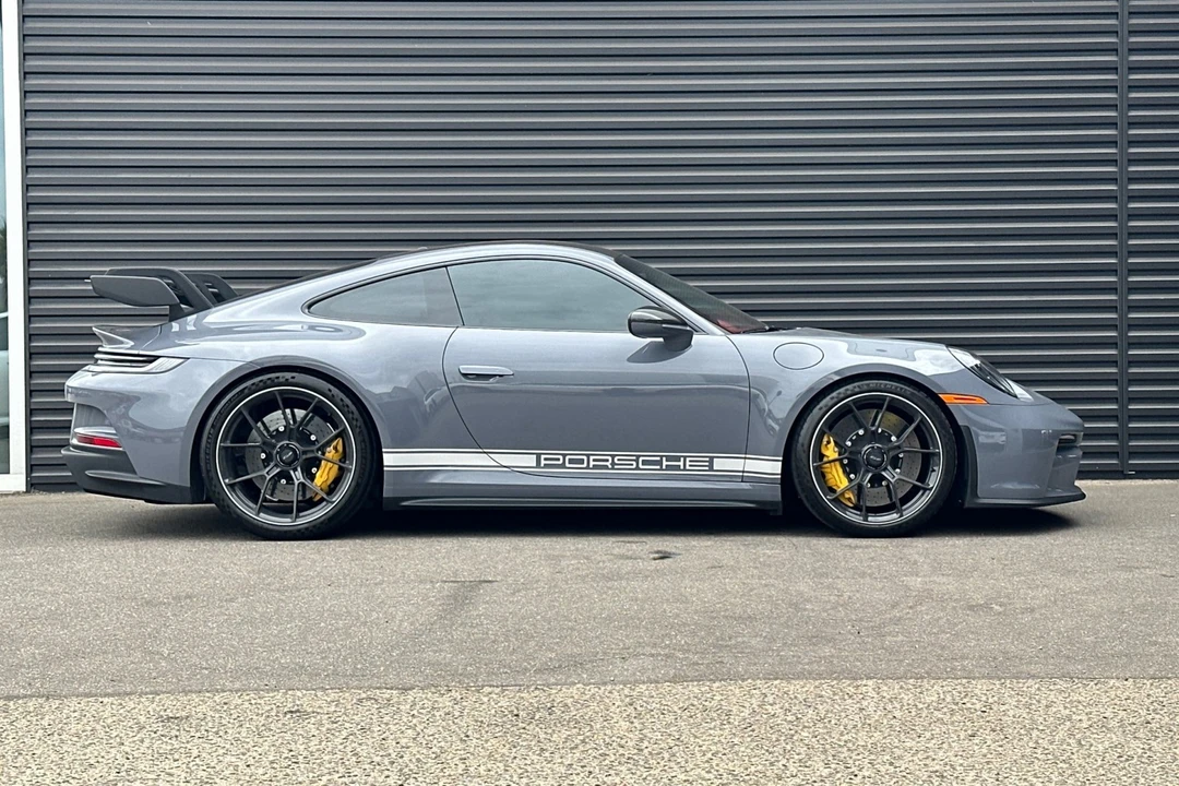 2022 Porsche 992 GT3 - Image 9 of 21