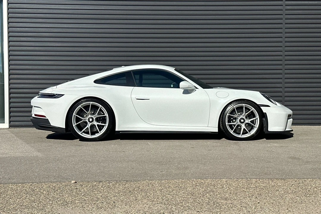 2022 Porsche 992 GT3 - Image 9 of 21