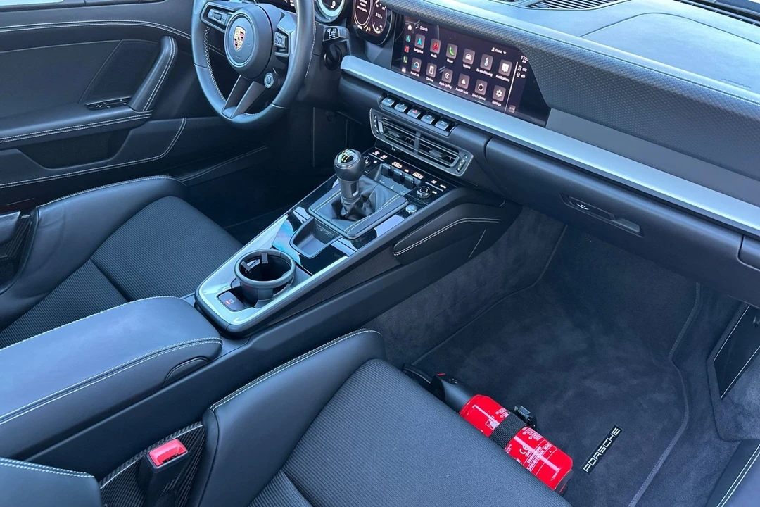 2022 Porsche 992 GT3 - Image 16 of 21