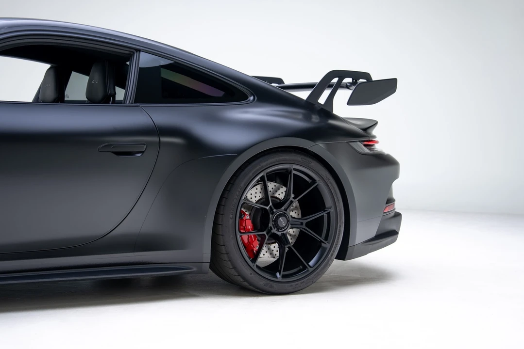 2022 Porsche 992 GT3 - Image 16 of 21