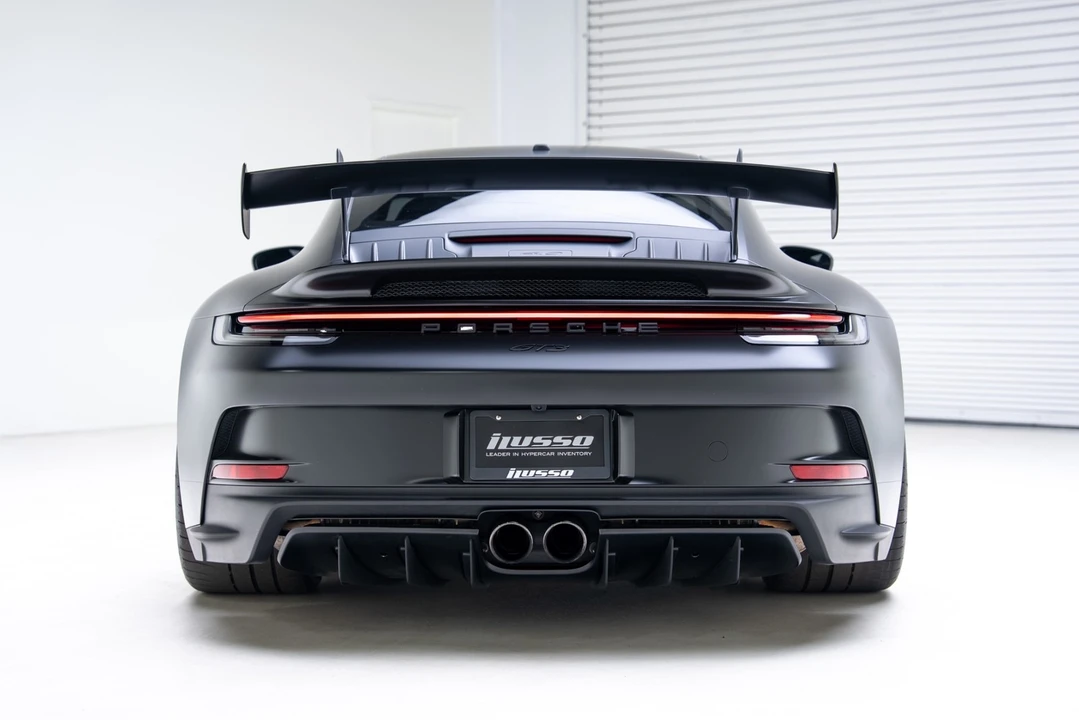 2022 Porsche 992 GT3 - Image 29 of 31