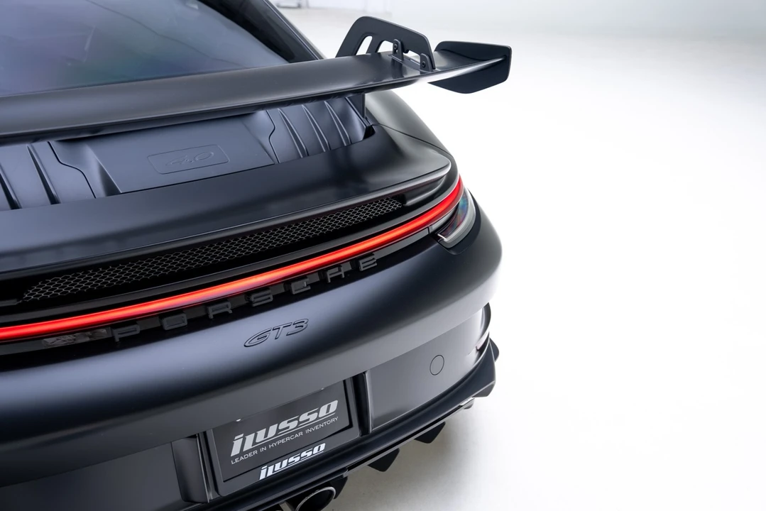 2022 Porsche 992 GT3 - Image 28 of 31