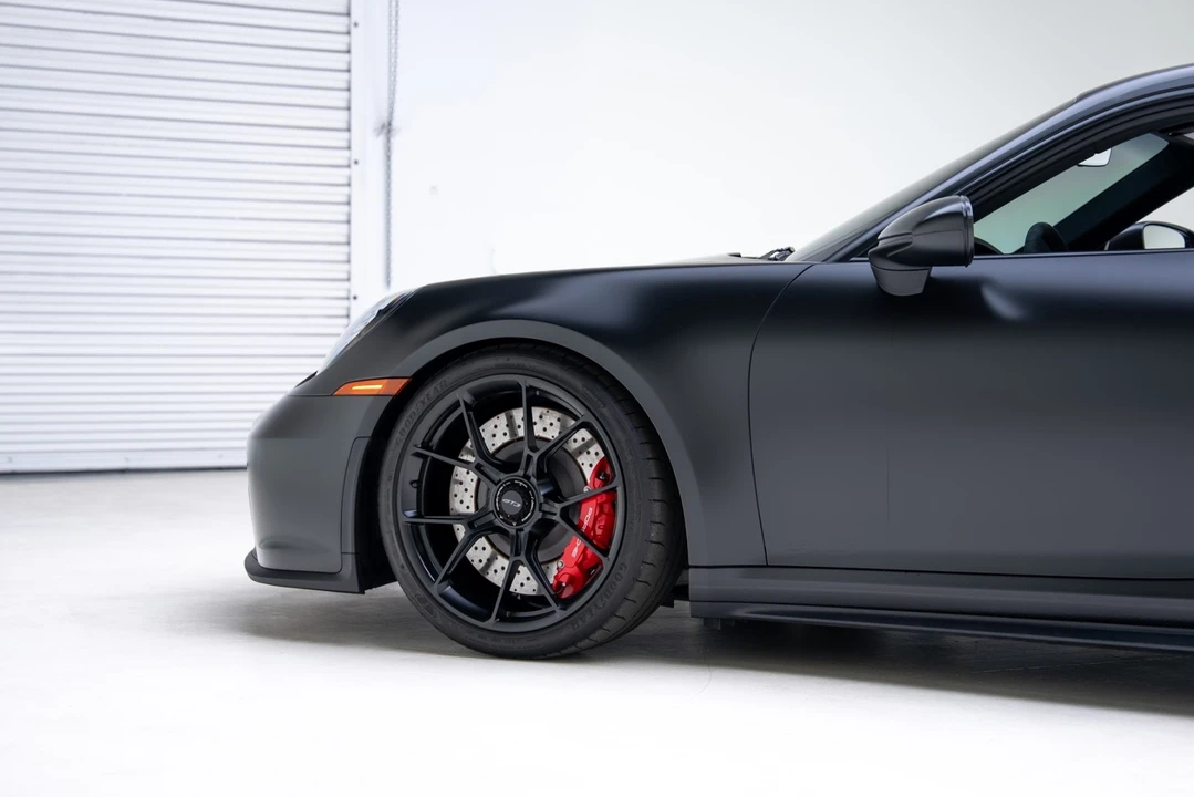 2022 Porsche 992 GT3 - Image 18 of 31