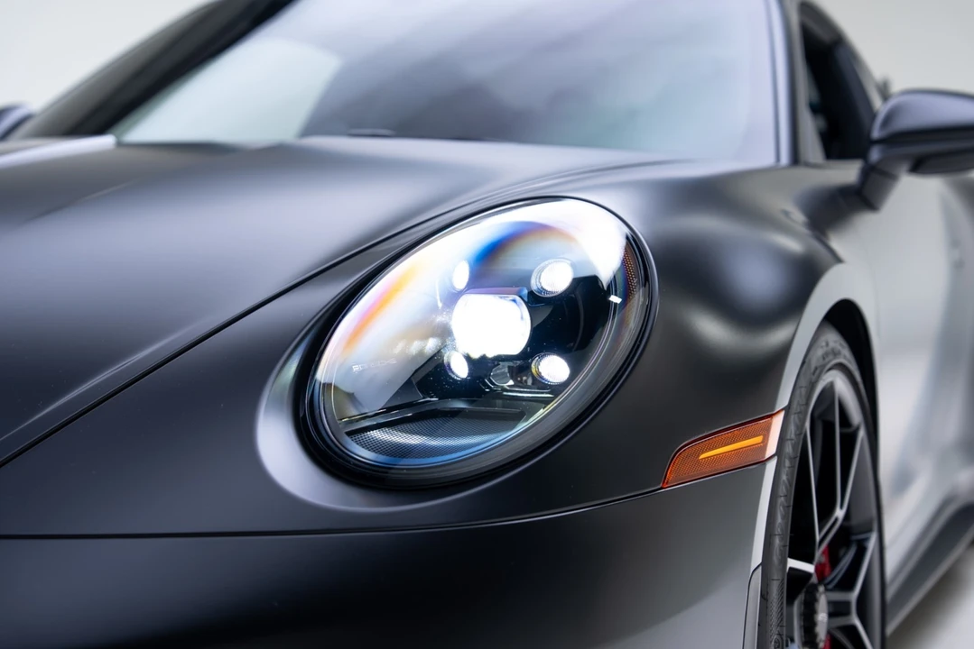 2022 Porsche 992 GT3 - Image 11 of 21