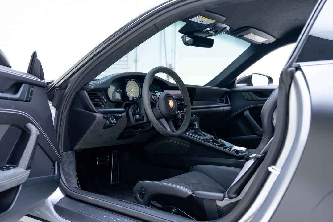 2022 Porsche 992 GT3 - Image 2 of 21