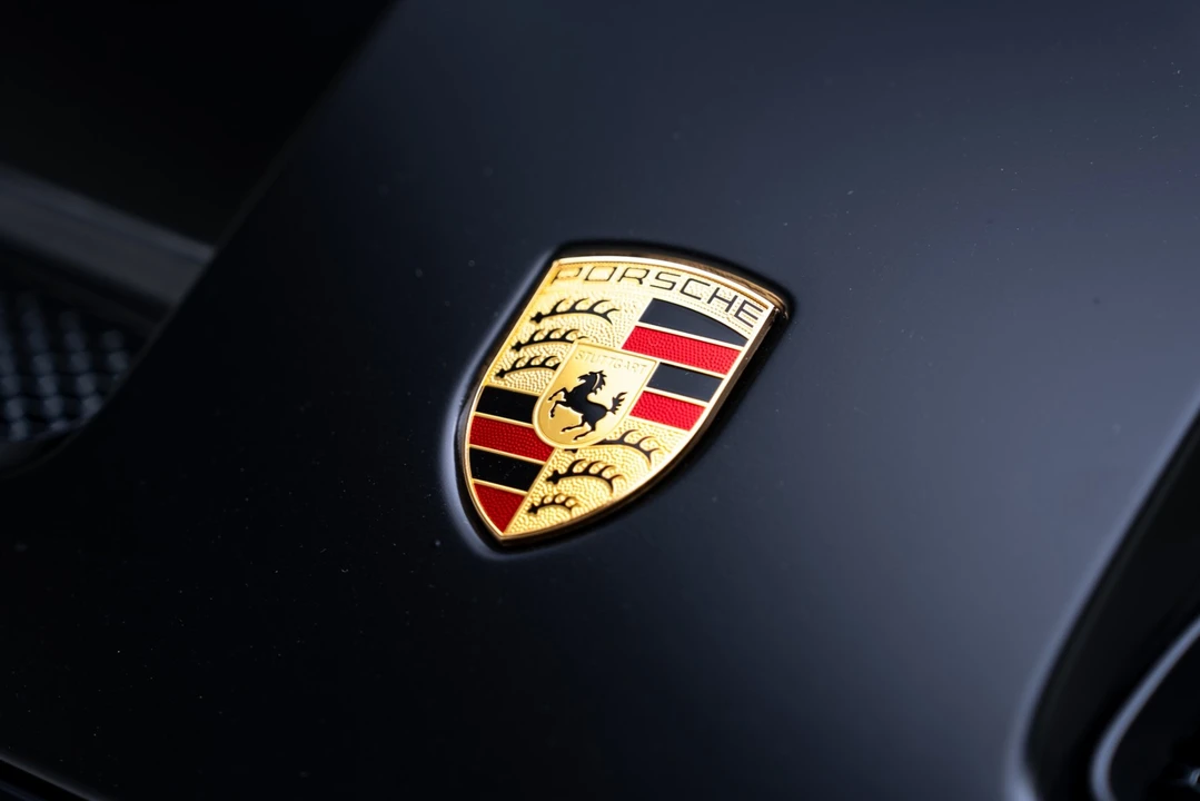 2022 Porsche 992 GT3 - Image 10 of 12