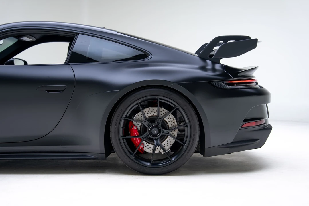 2022 Porsche 992 GT3 - Image 17 of 21