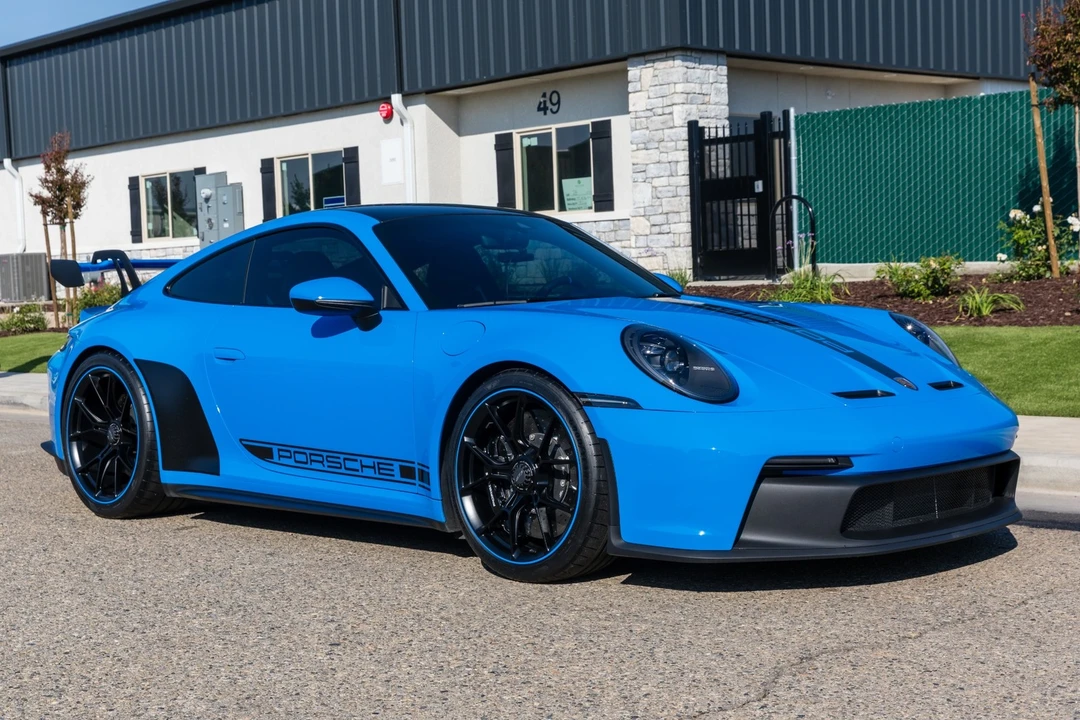 2022 Porsche 992 GT3 - Image 3 of 21