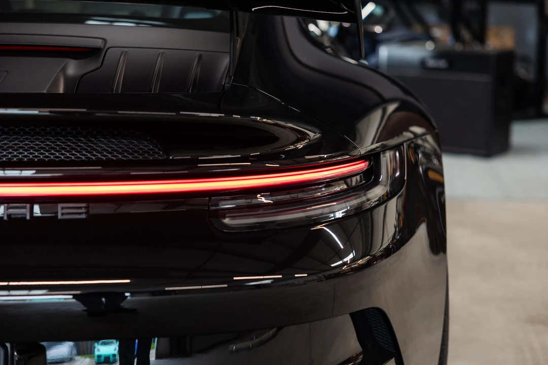 2022 Porsche 992 GT3 - Image 15 of 21