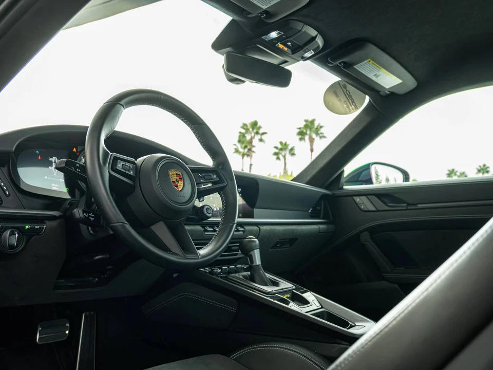2022 Porsche 992 GT3 - Image 4 of 5