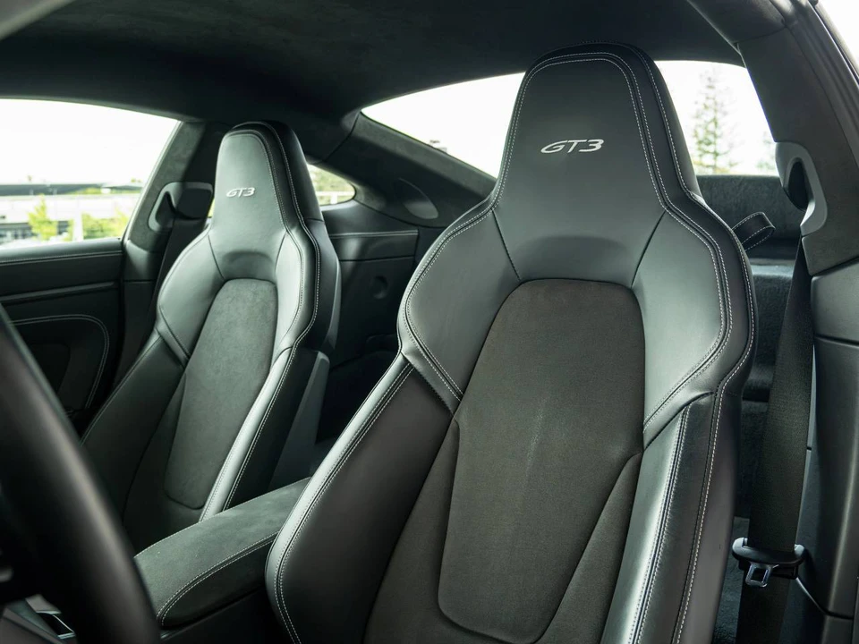 2022 Porsche 992 GT3 - Image 5 of 5