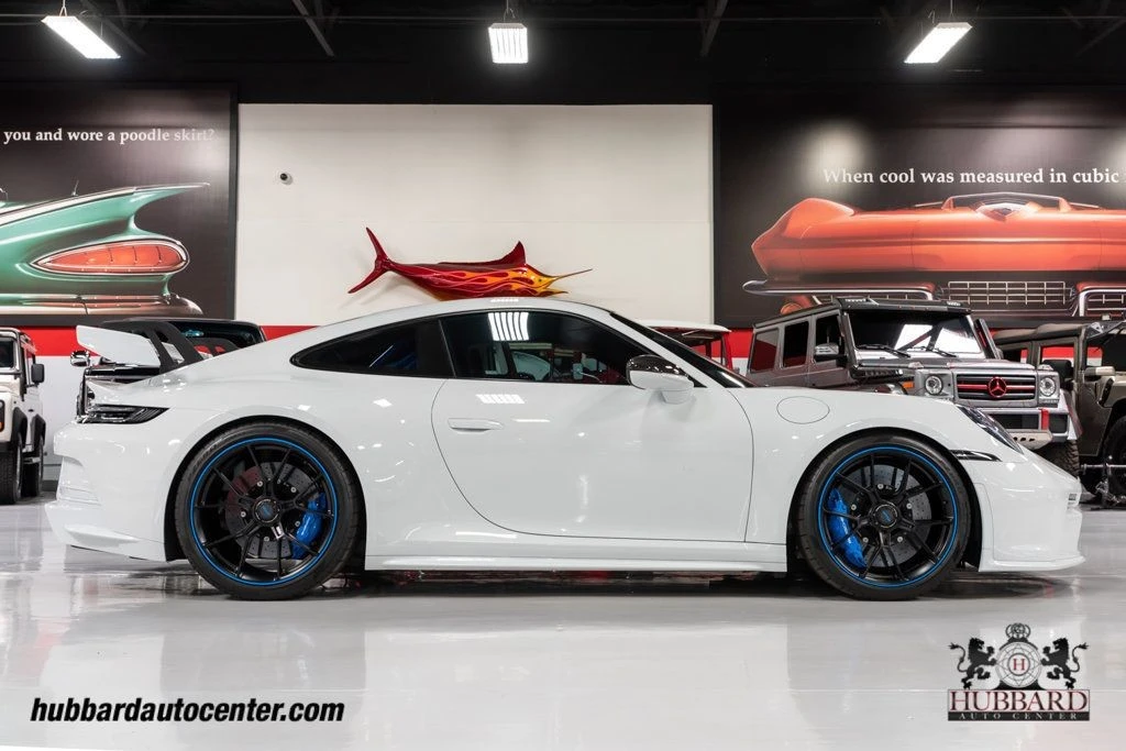 2022 Porsche 992 GT3 - Image 9 of 12