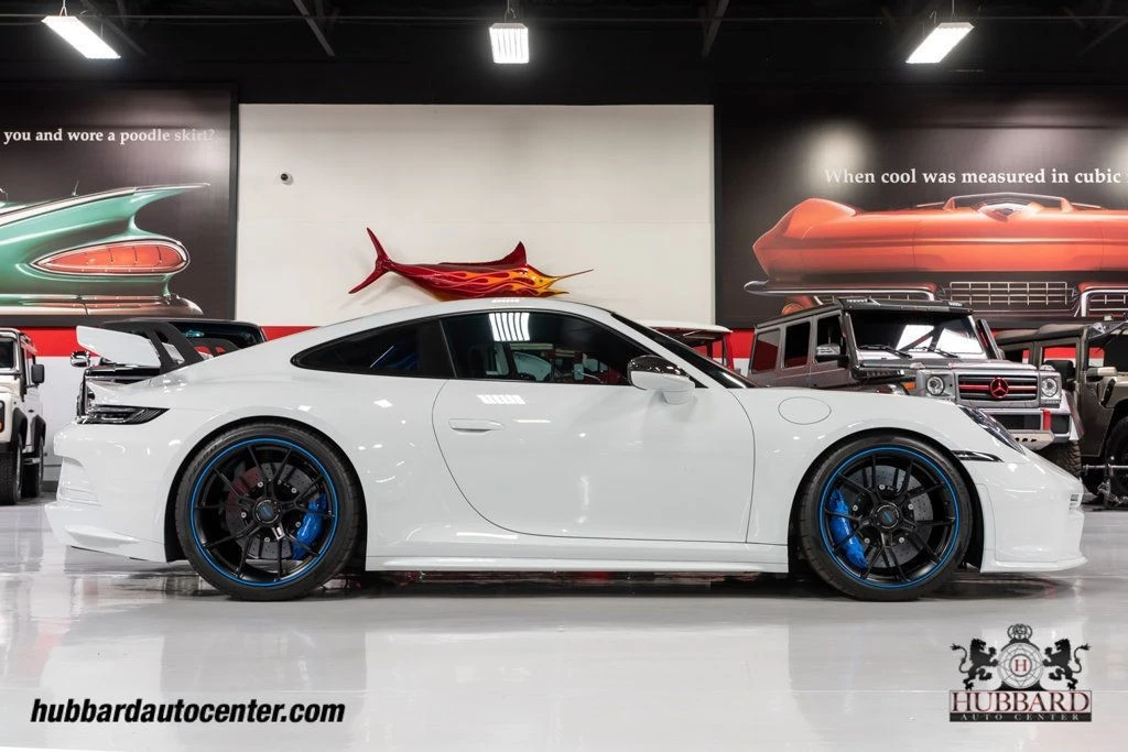2022 Porsche 992 GT3 - Image 9 of 12