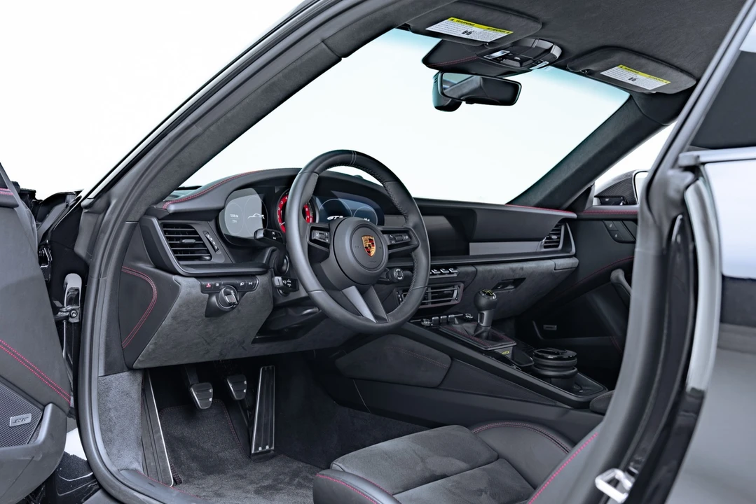 2022 Porsche 992 GT3 - Image 2 of 21