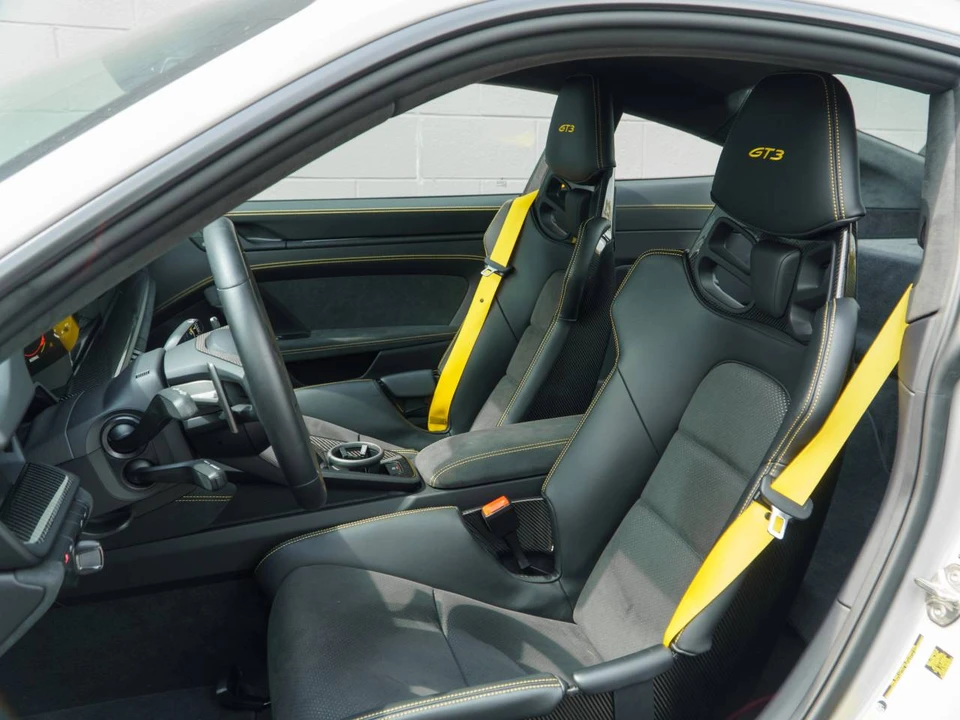2022 Porsche 992 GT3 - Image 5 of 5