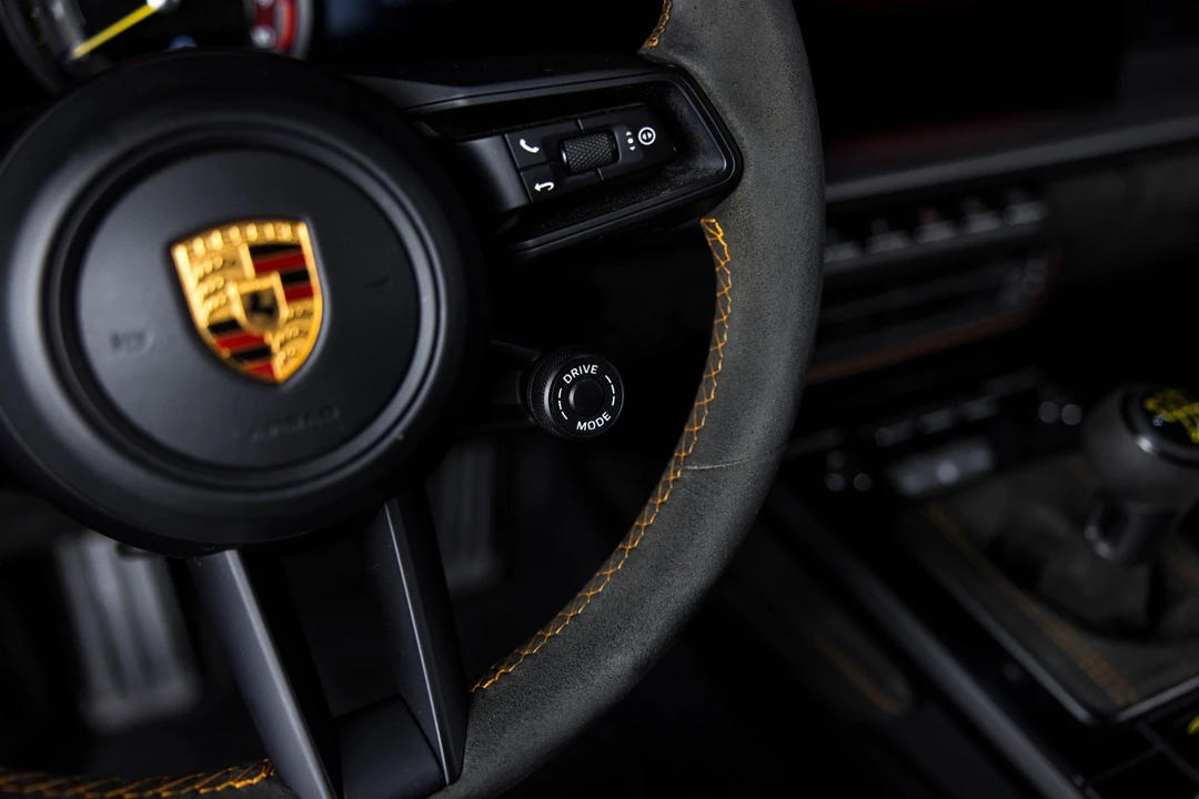 2022 Porsche 992 GT3 - Image 23 of 31