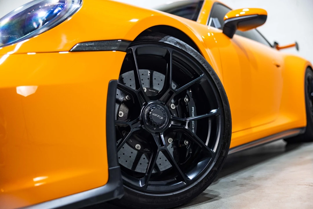 2022 Porsche 992 GT3 - Image 9 of 31