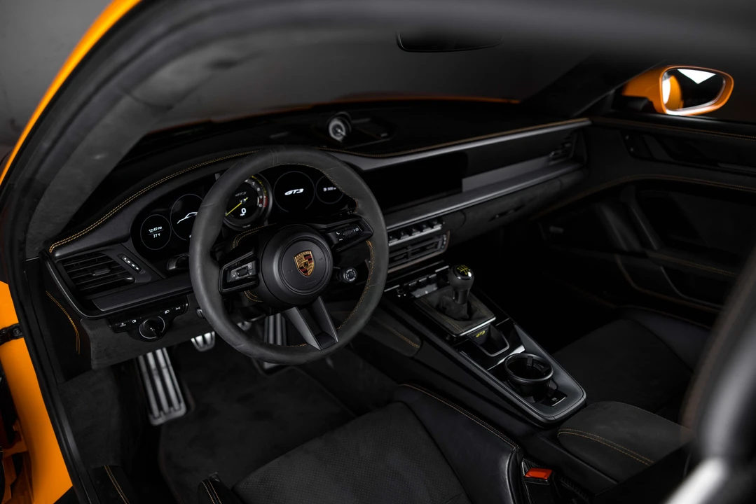 2022 Porsche 992 GT3 - Image 19 of 31
